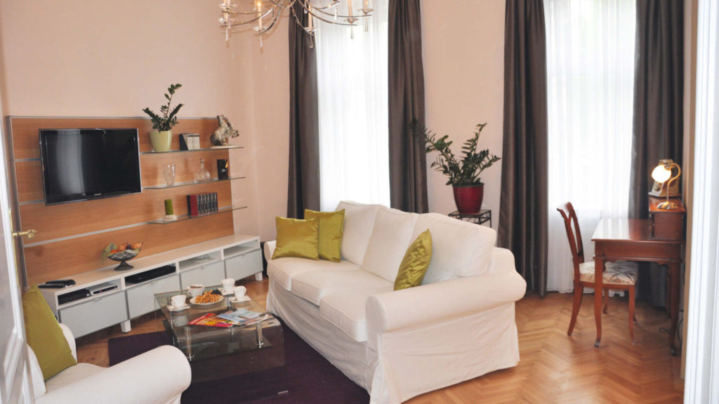 Apartment Wohnzimmer Überblick 16.9 - Business Home Vienna